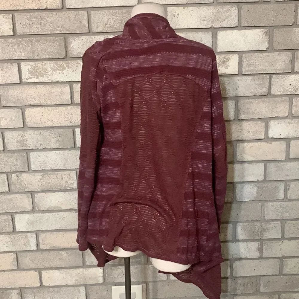 3for$20 Cardigan medium - Picture 2 of 5